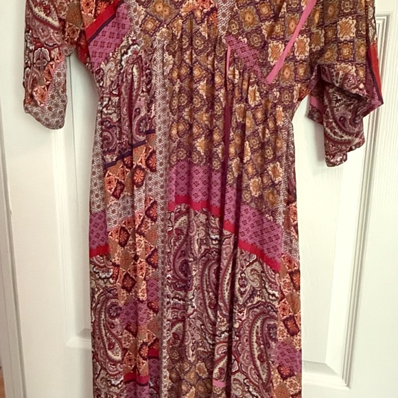 Entro Paisley Maxi Dress - Pink and Brown - Picture 3 of 3